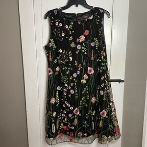 Tahari Arthur Levine Floral Embroidered Black Sleeveless Dress Size 10